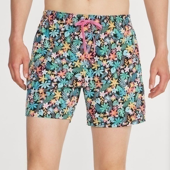 The BloomerangsClassic Swim Trunk size 2X Large